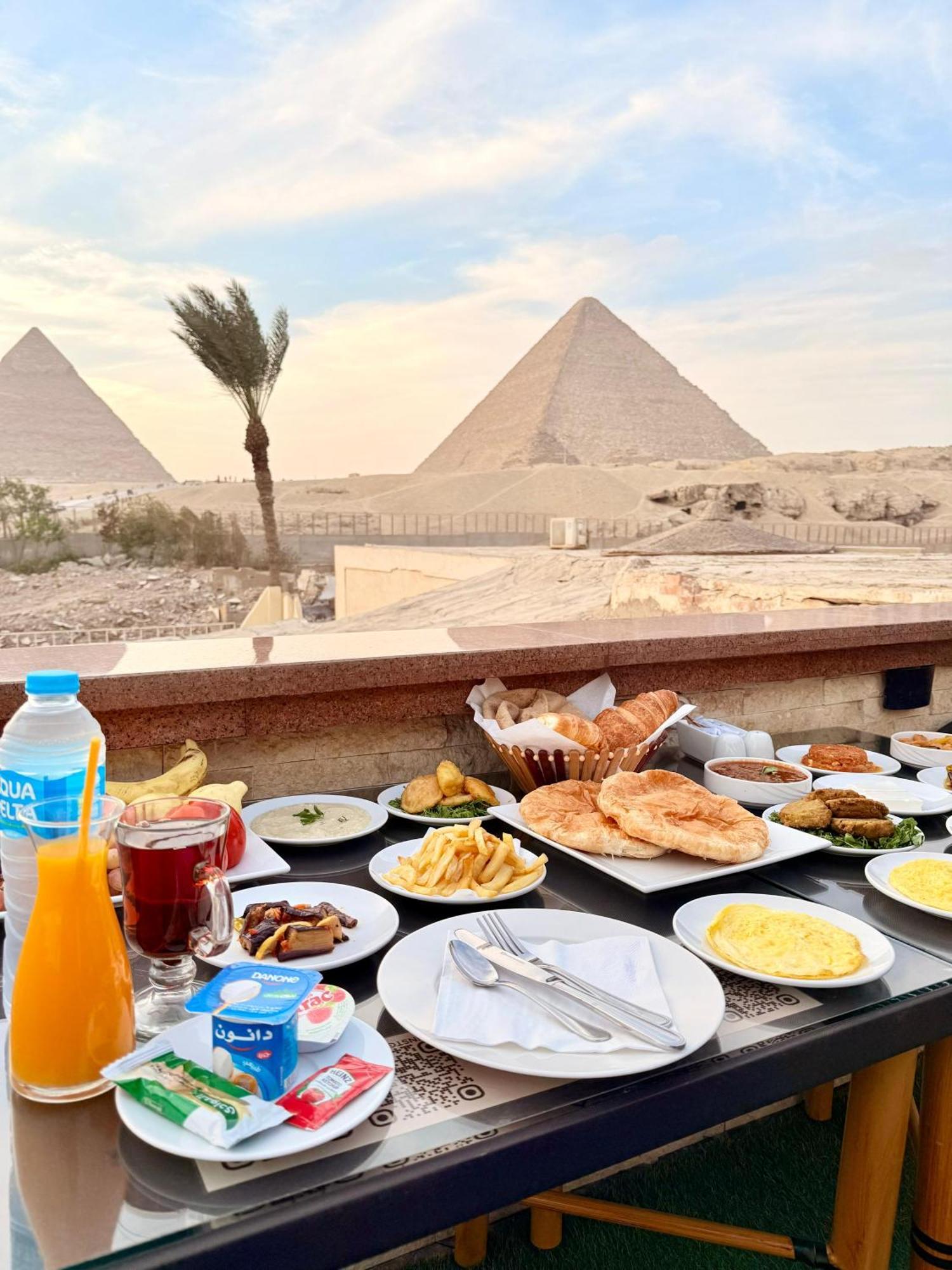 Seven Pyramids Panoramic View Inn Kafrat al Jabal Exterior foto